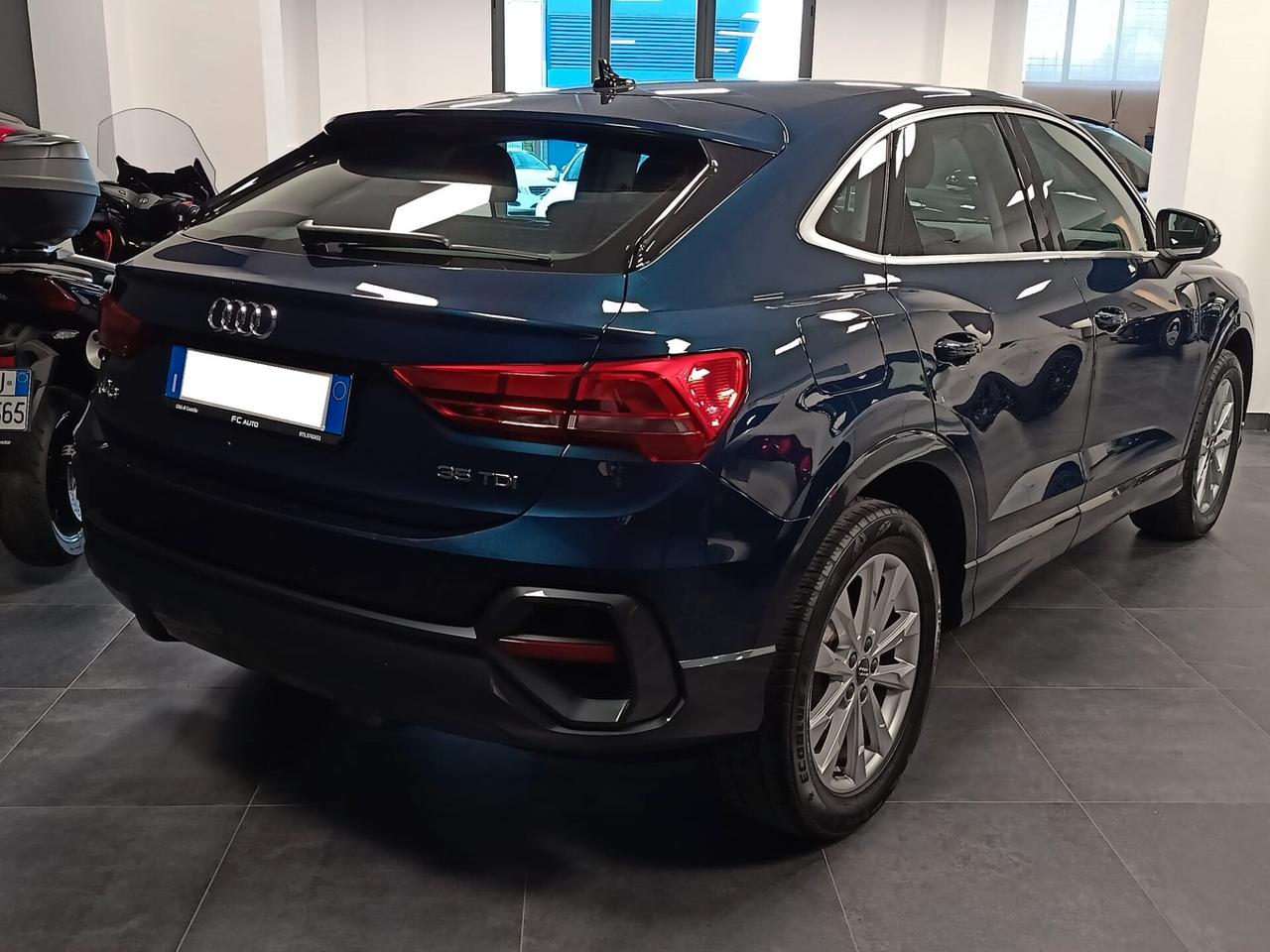 Audi Q3 SPB 35 TDI S tronic Business Plus