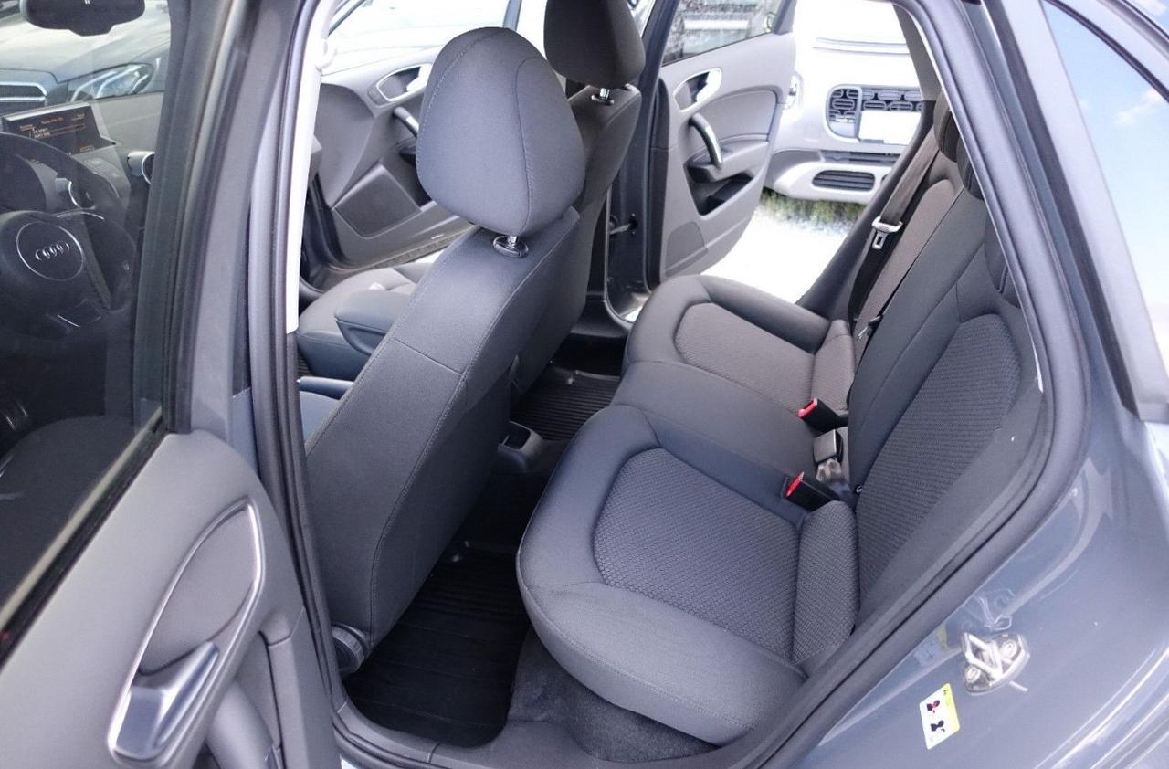 Audi A1 1.0 TFSI ultra S tronic S-Line Sline