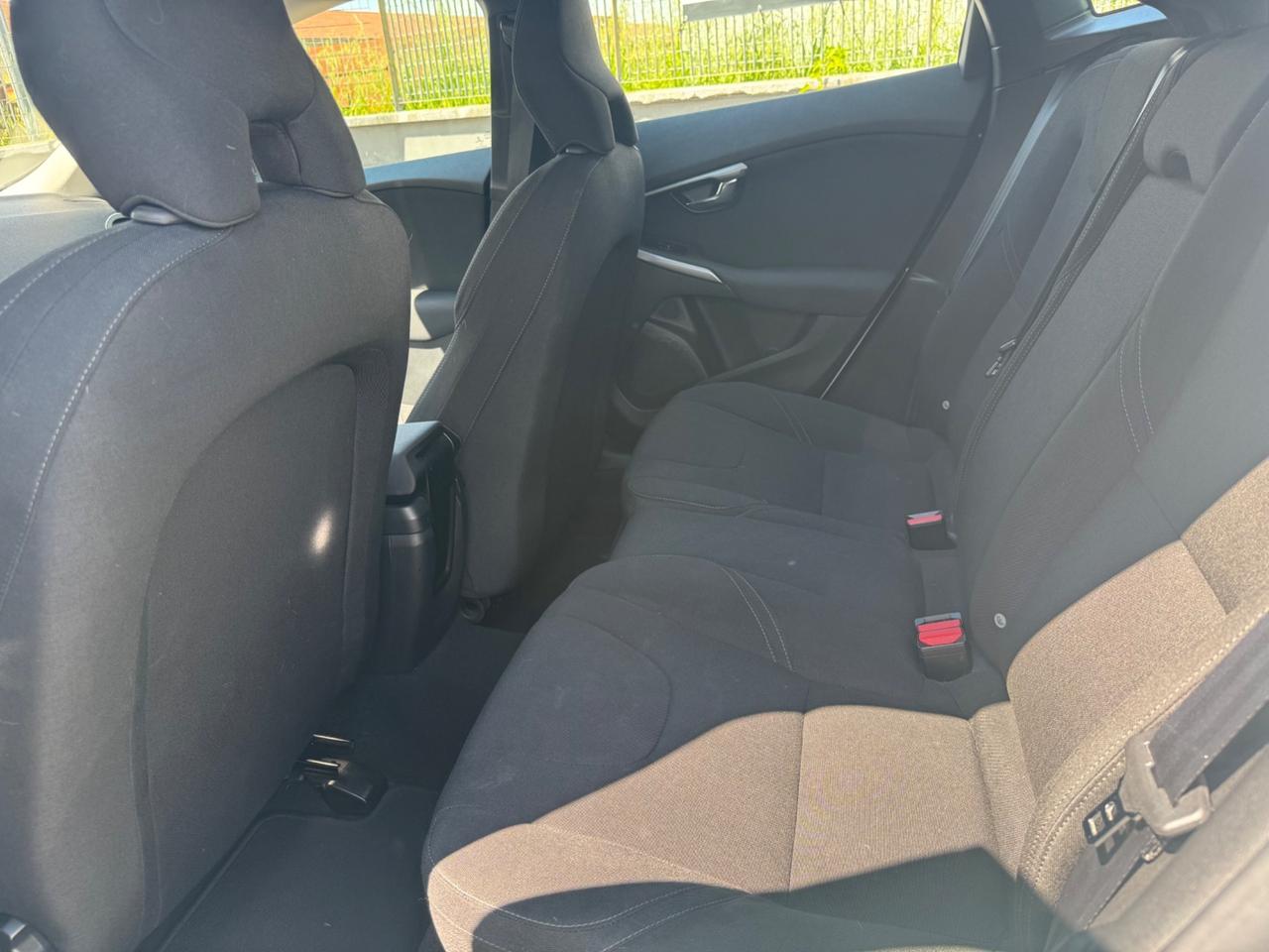Volvo V40 D2 1.6 Momentum