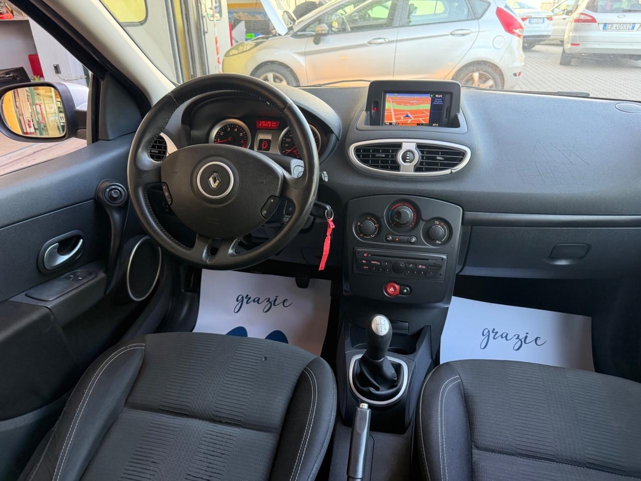 Renault Clio 1.2 16V SporTour Luxe