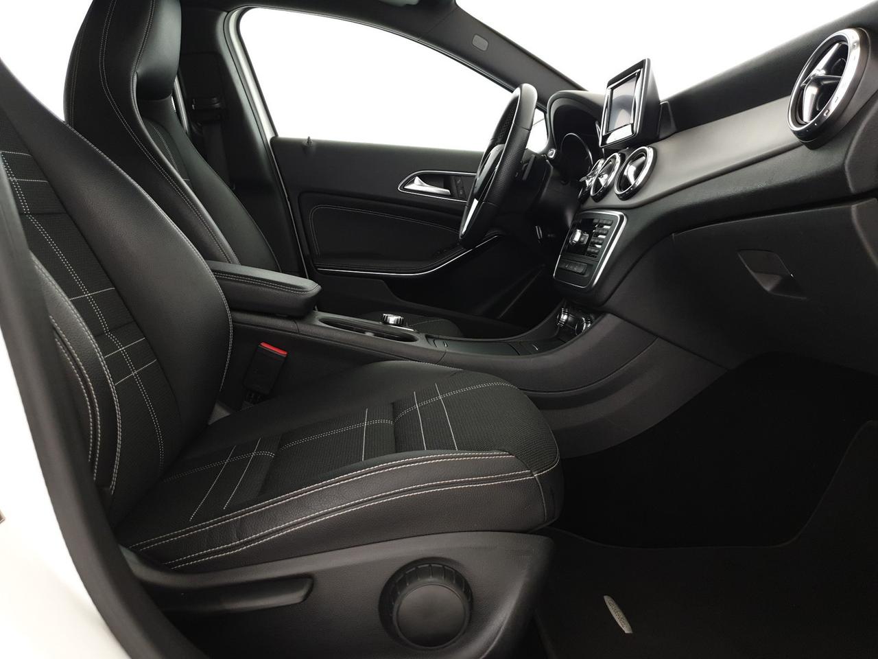 Mercedes-Benz GLA 200 d (cdi) executive auto