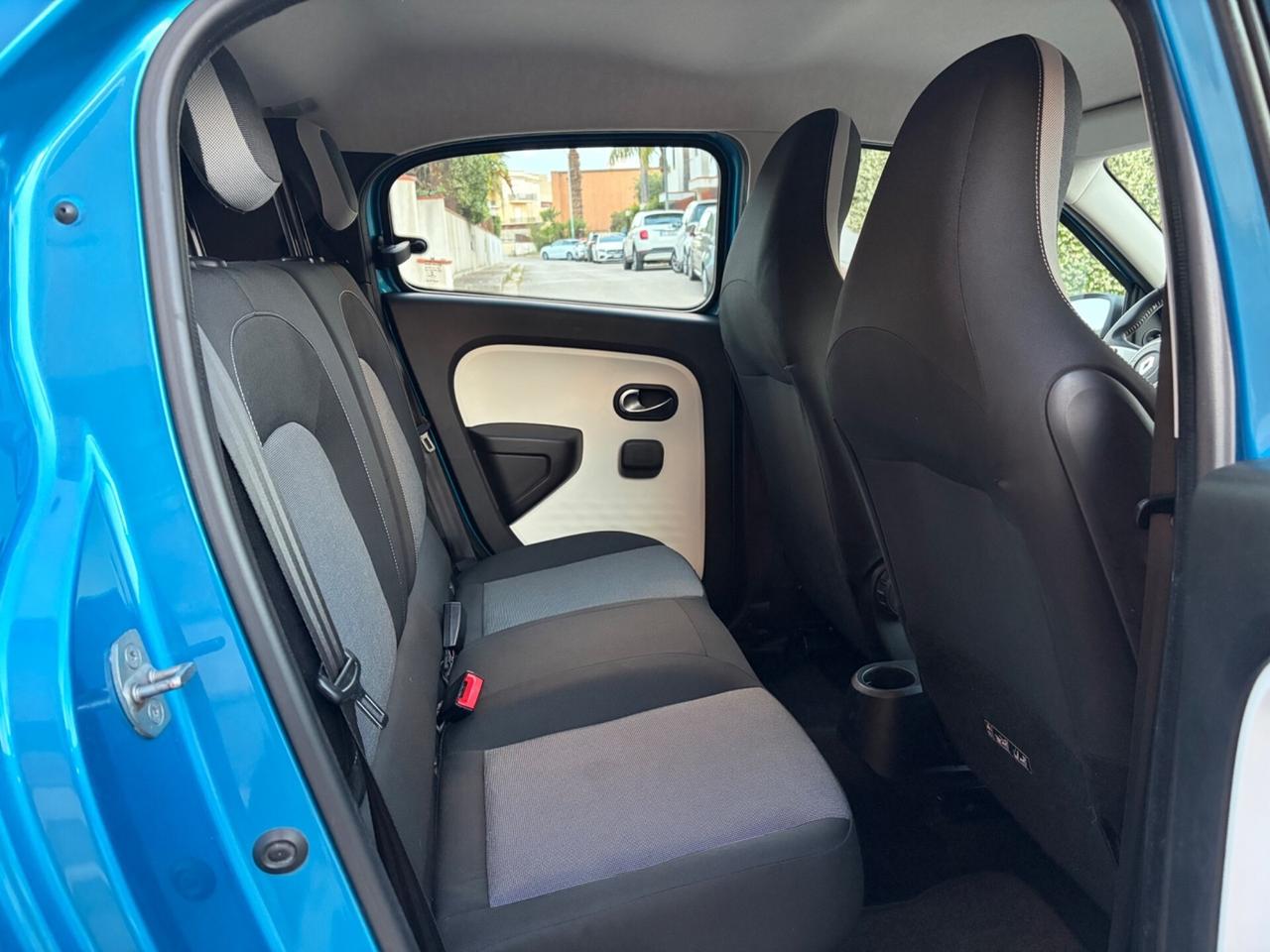 Renault Twingo 1.0 benz ideale per neopatentati