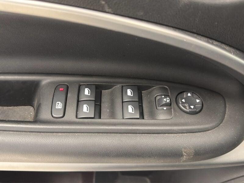 Jeep Avenger 2022 1.2 turbo Summit fwd 100cv
