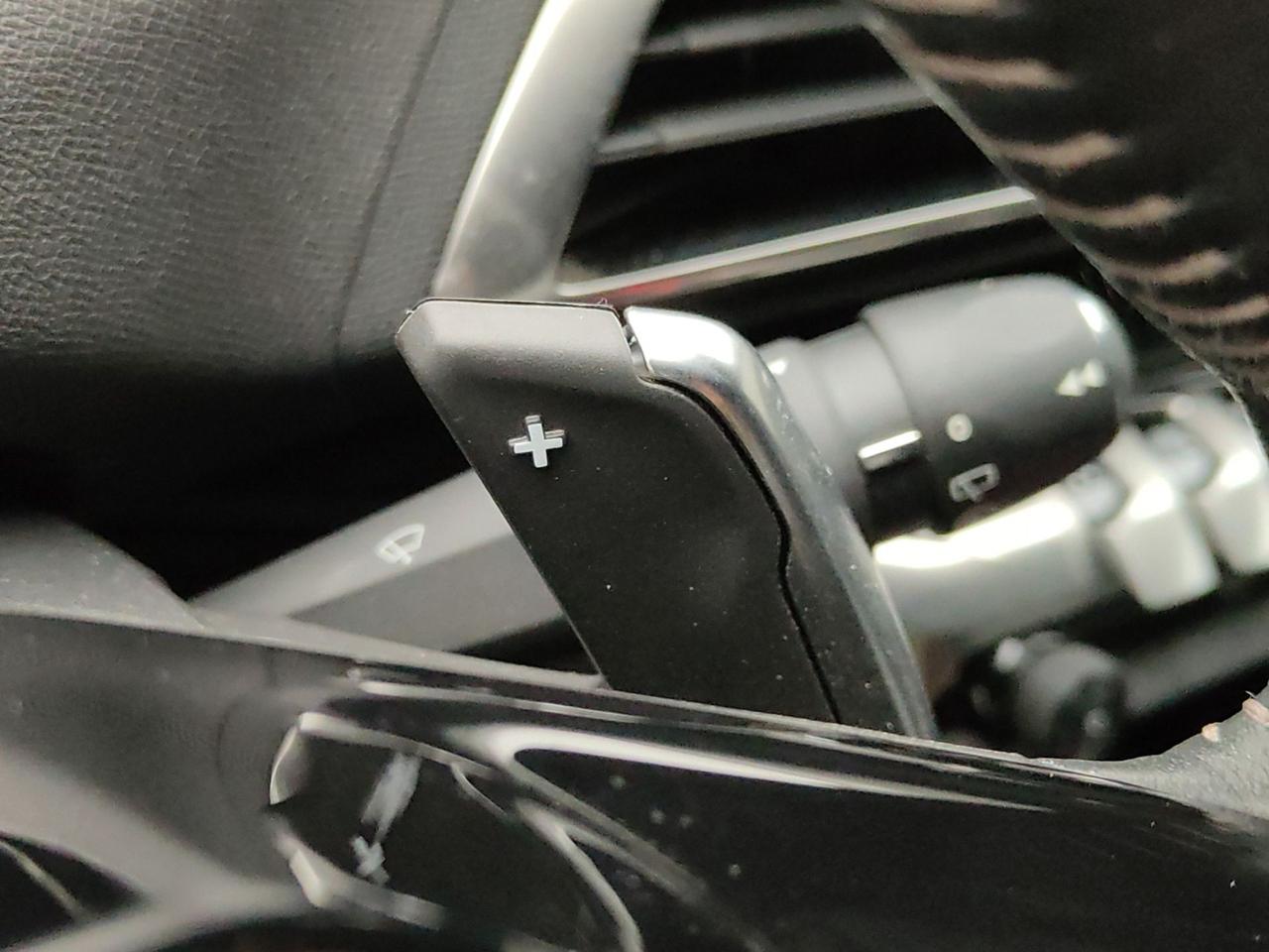 PEUGEOT 3008 II 2021 1.2 HYBRID 136CV ALLURE PACK E-DCS (CAMBIO AUTOMATICO)