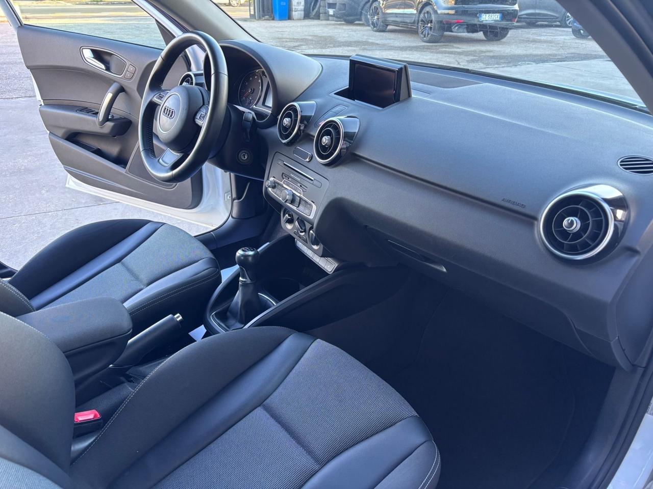 Audi A1 1.0 TFSI ultra Sport