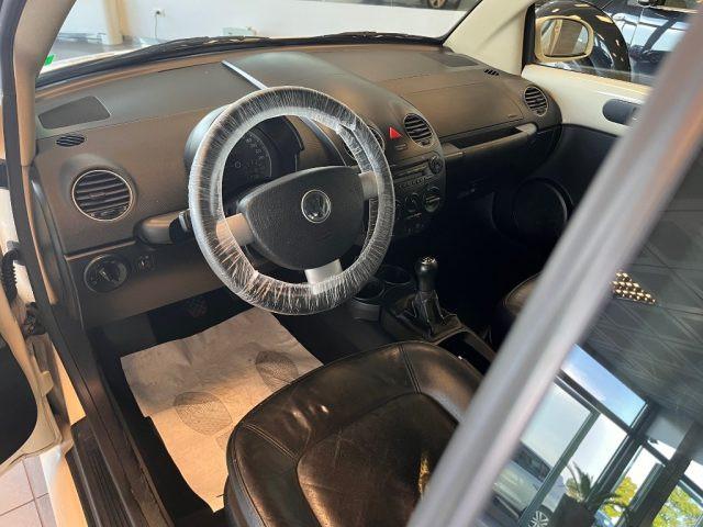 VOLKSWAGEN New Beetle 1.6 Cabrio Neopatentati