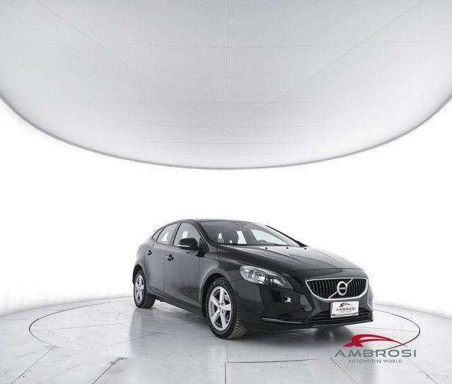 VOLVO V40 D2 - PER OPERATORI DEL SETTORE