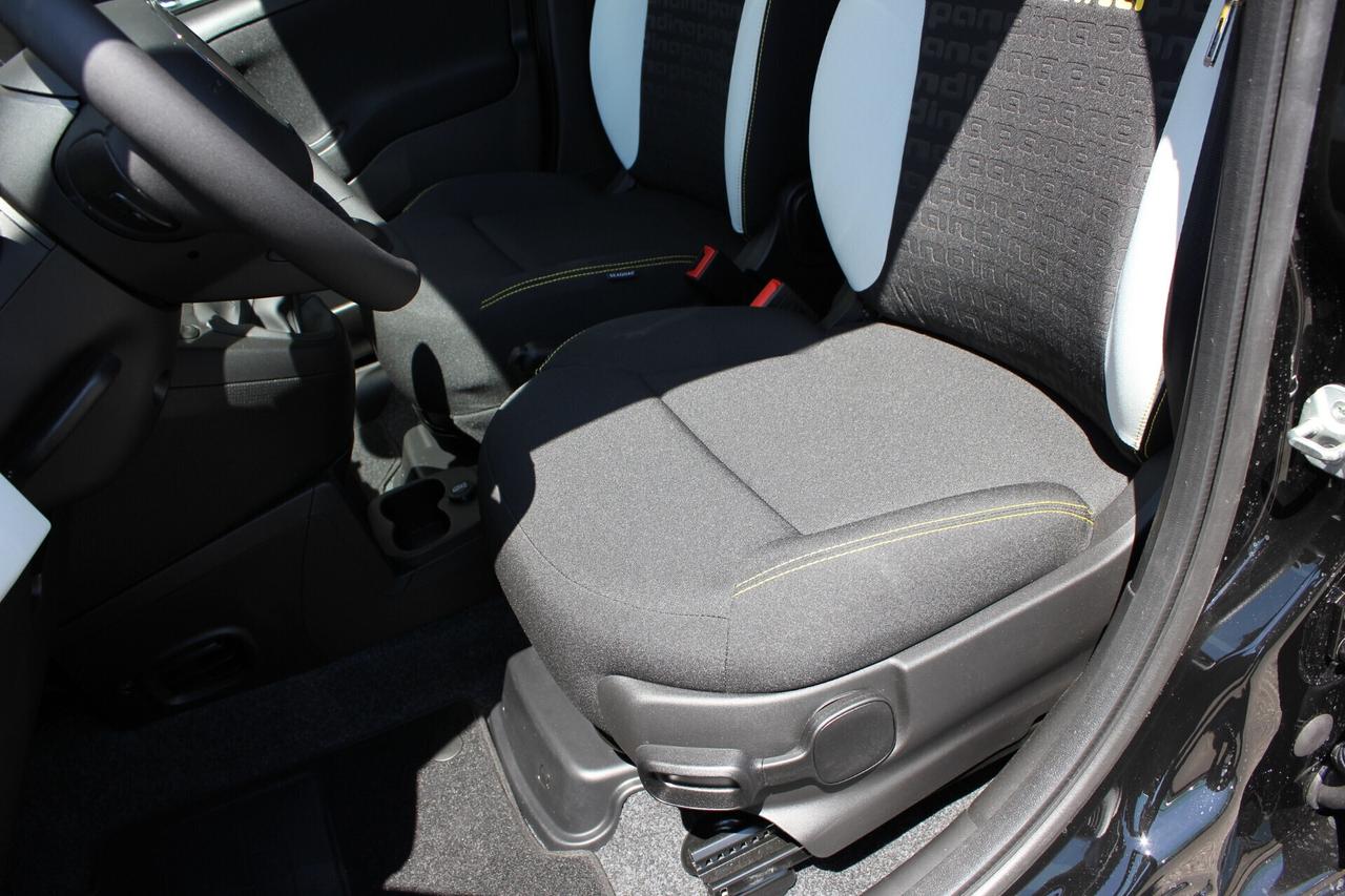 Fiat Panda Cross 1.0 FireFly S&S Hybrid VIRTUAL COCKPIT CRUISE CONTROL