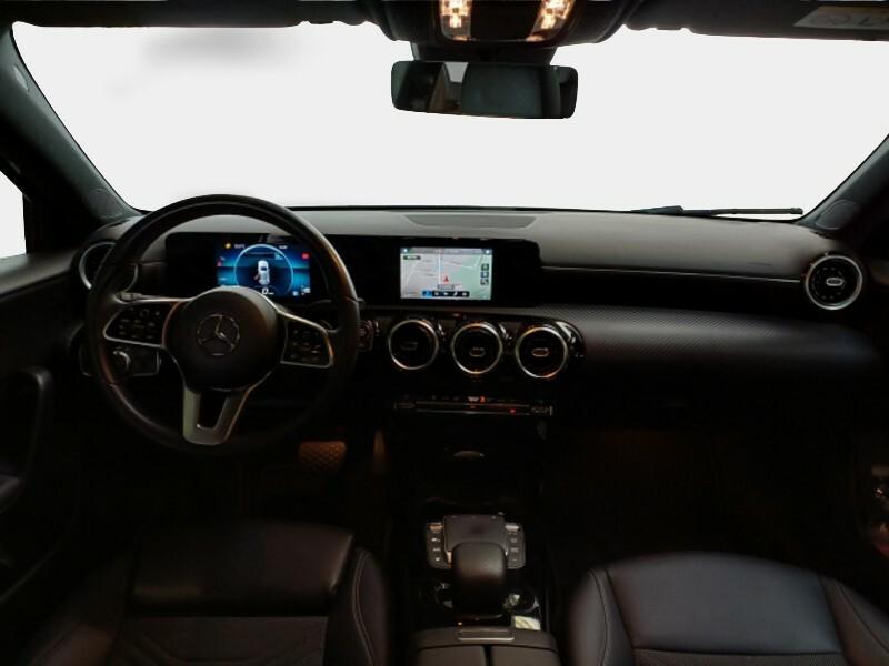 MERCEDES-BENZ A 180 d Automatic Business Extra 5 PORTE