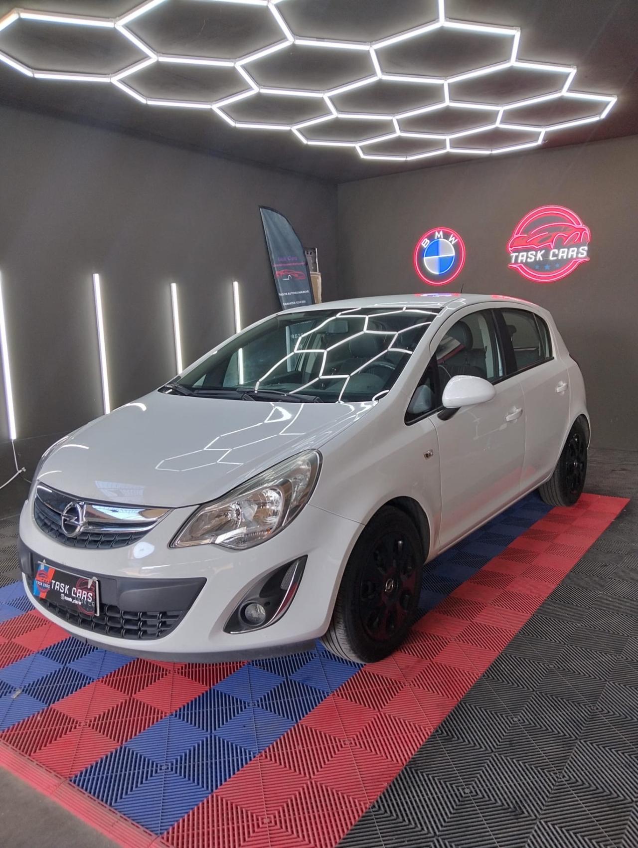 Opel Corsa 1.2 85CV 5 porte GPL-TECH One