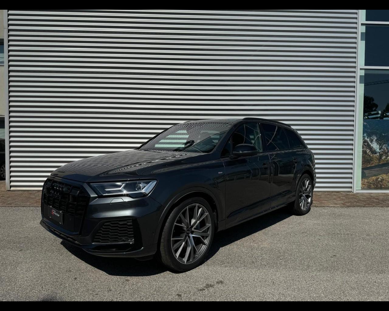 AUDI Q7 55 TFSIe QUATTRO TIPTRONIC S-LINE