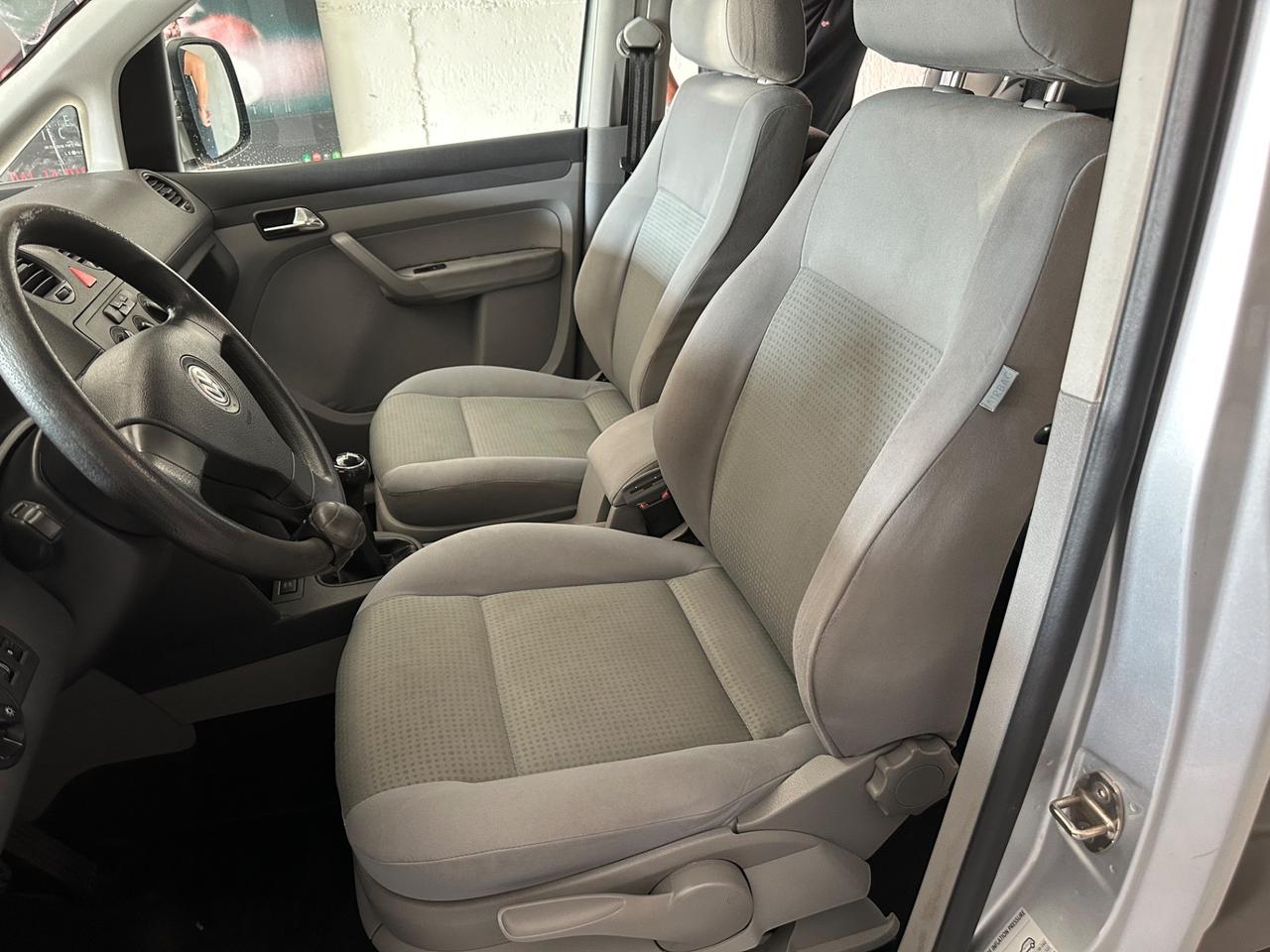 Volkswagen Caddy 2.0 Ecofuel 5p. 7 Posti