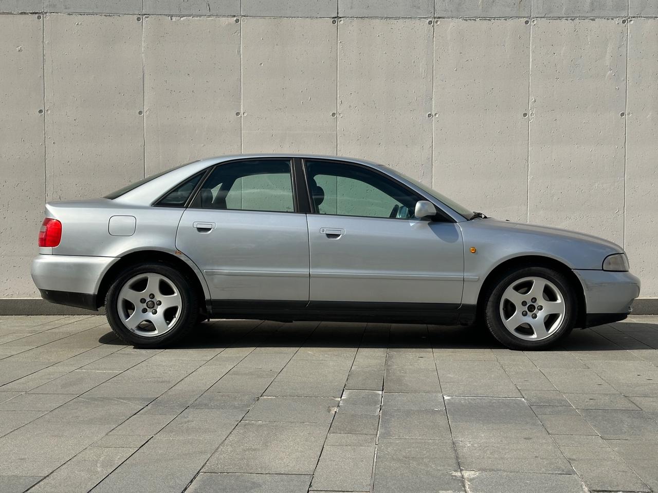 Audi A4 1.8 cat quattro