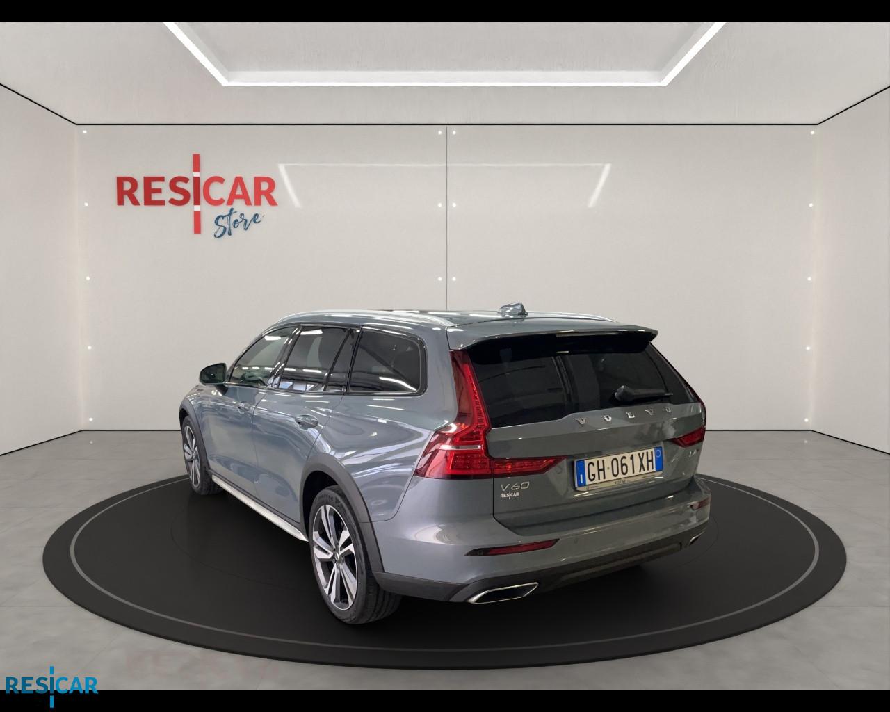 VOLVO V60 Cross Country 2.0 b4 Business Pro Line awd auto