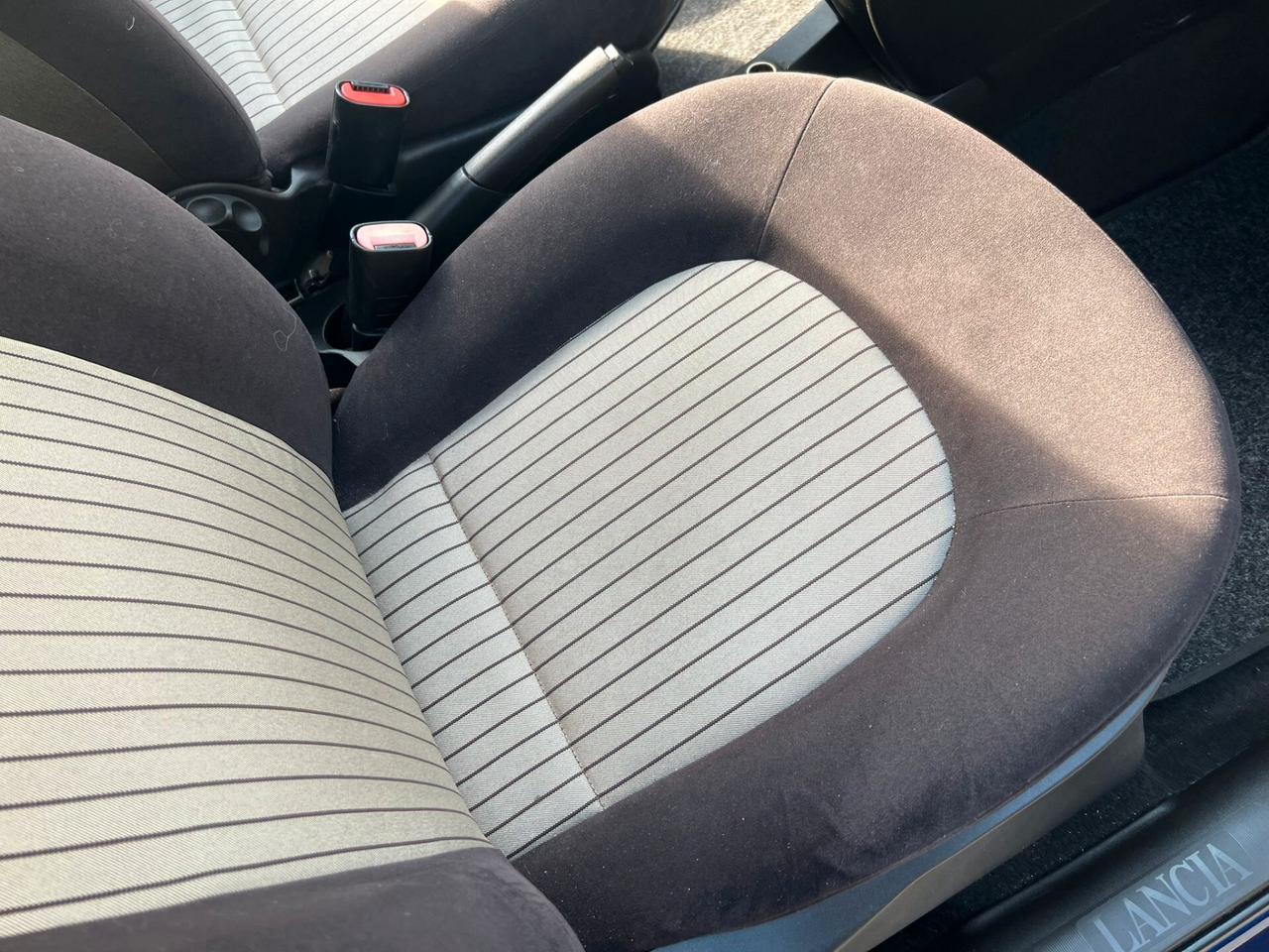 Lancia Ypsilon 1.2 Modamilano