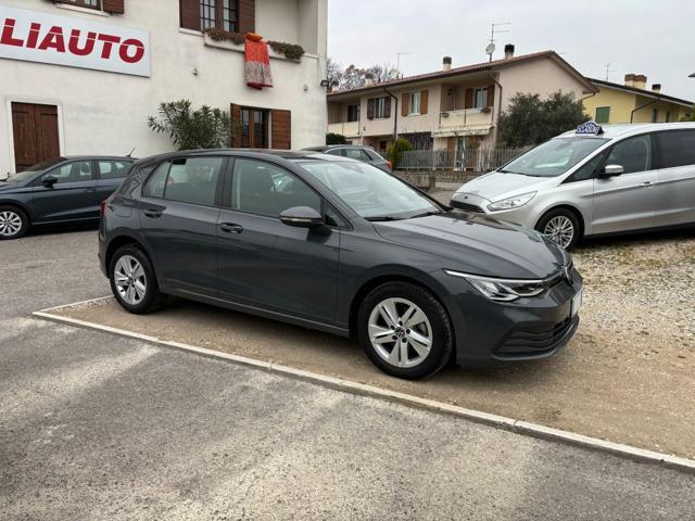 VOLKSWAGEN Golf 1.0 eTSI EVO DSG Life NEOPATENTATI