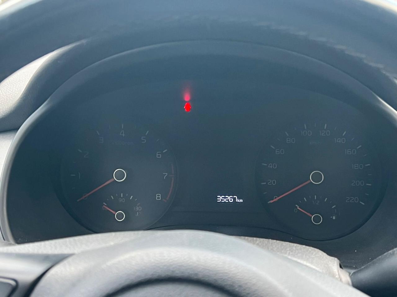 Kia Stonic 1.2 DPI Urban * 36.000 KM