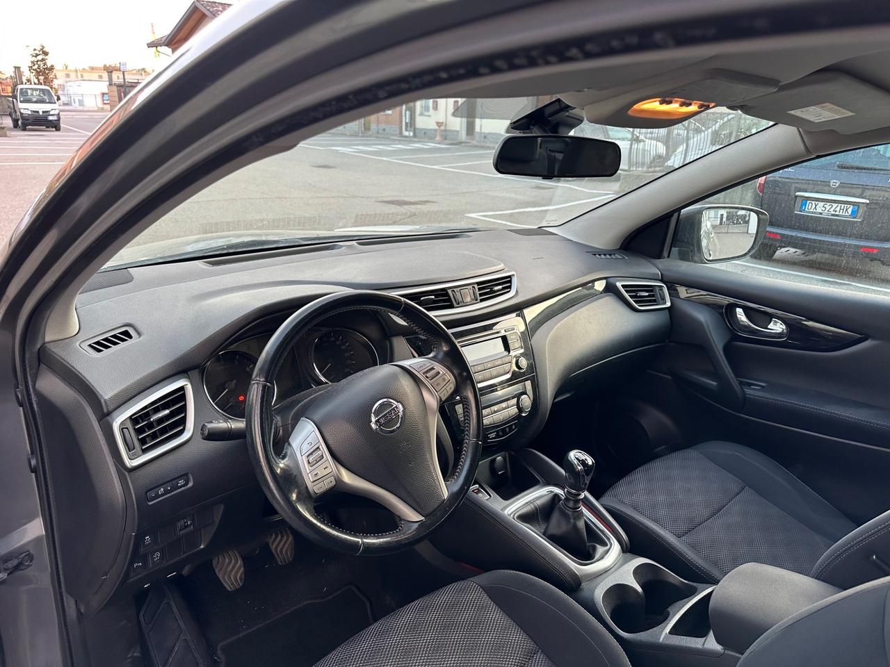 Nissan Qashqai 1.2 DIG-T Business