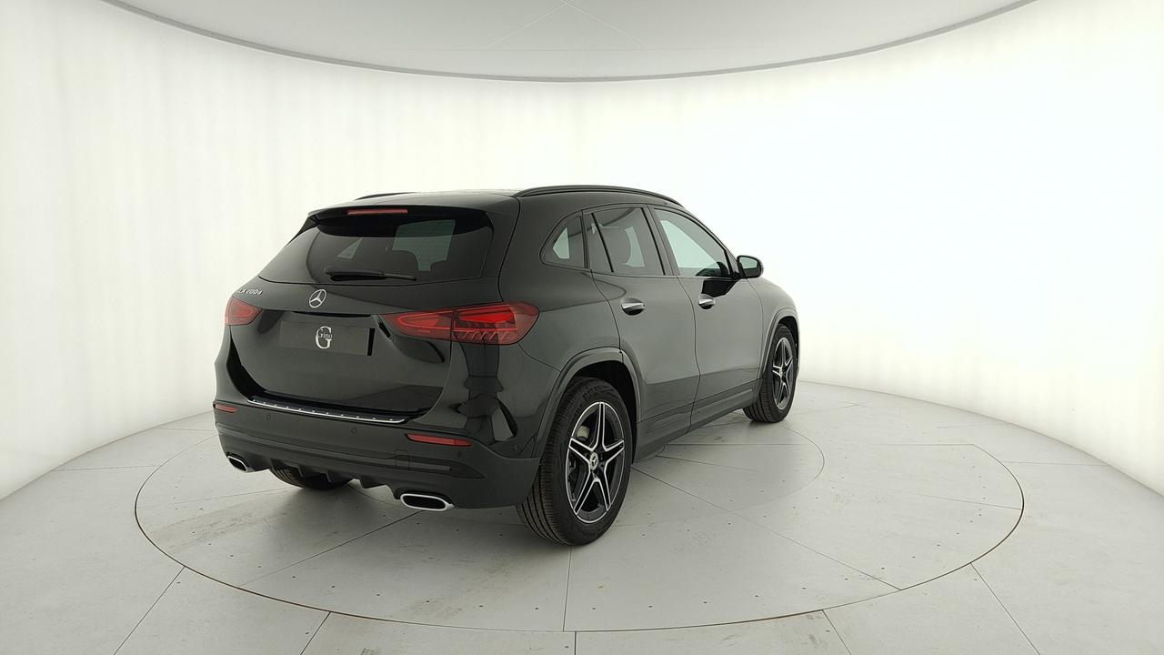 Mercedes-Benz GLA 200 d automatic