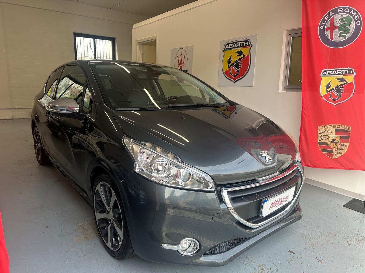 Peugeot 208 BlueHDi 100 3 porte GT Line