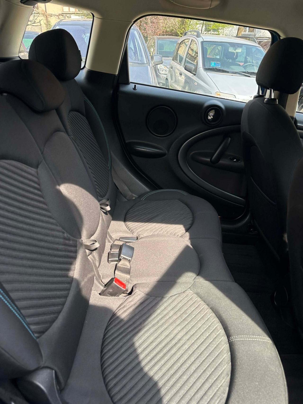 Mini COUNTRYMAN COOPER S KMCERT UNICOPR EU5B GARANZ