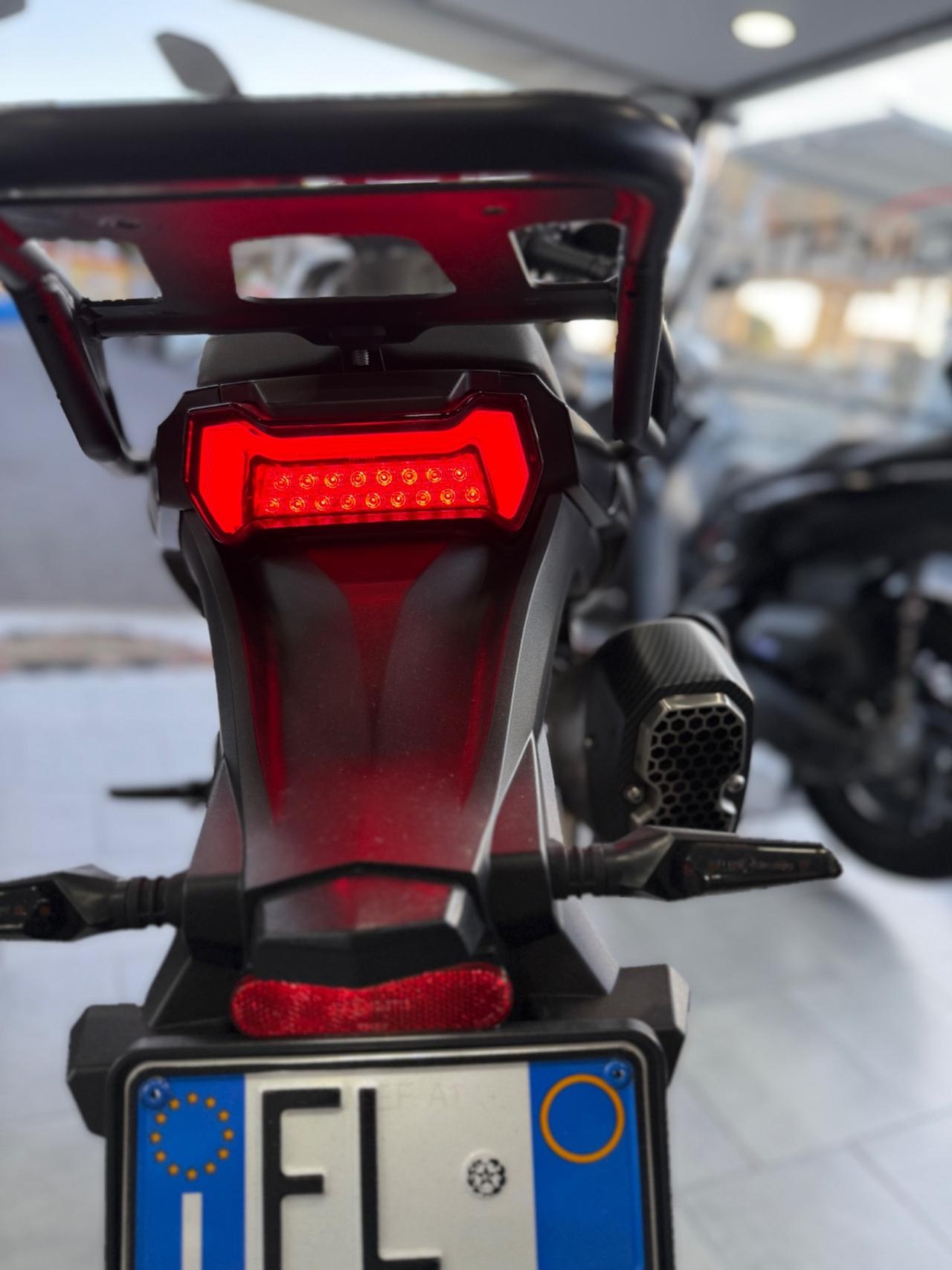 Voge Valico 525 DSX BLACK KNIGHT - 2024