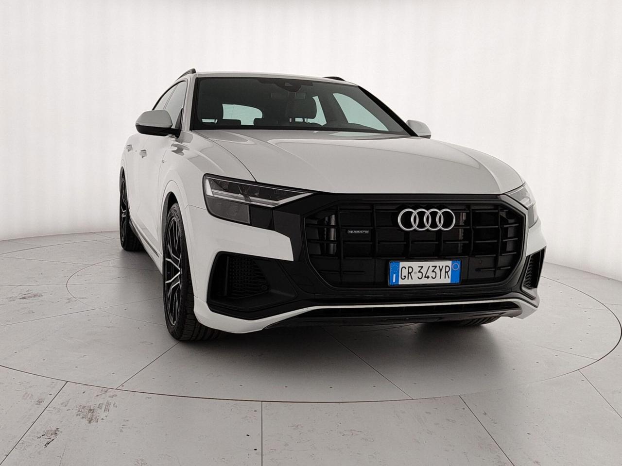 Audi Q8 55 TFSI e quattro tiptronic Sport