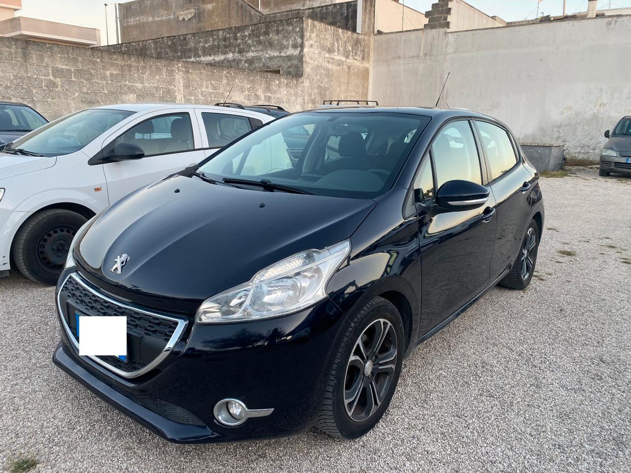 Peugeot 208 1.2 VTi 82 CV 5 porte Allure