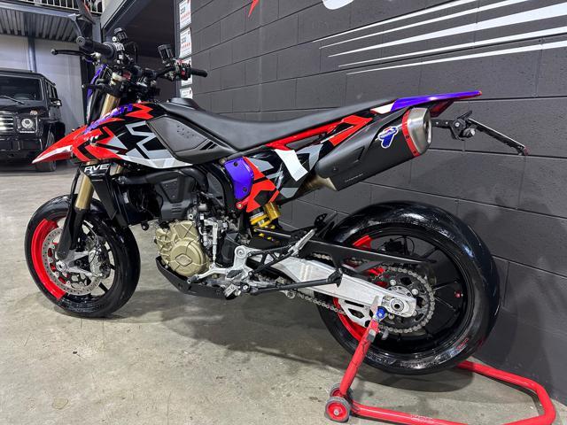 DUCATI Hypermotard 698 PARI AL NUOVO