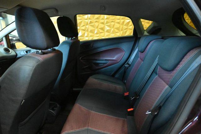 FORD Fiesta 1.4 TITANIUM 5PORTE BZ-GPL CLIMA SERVO ABD CD FULL