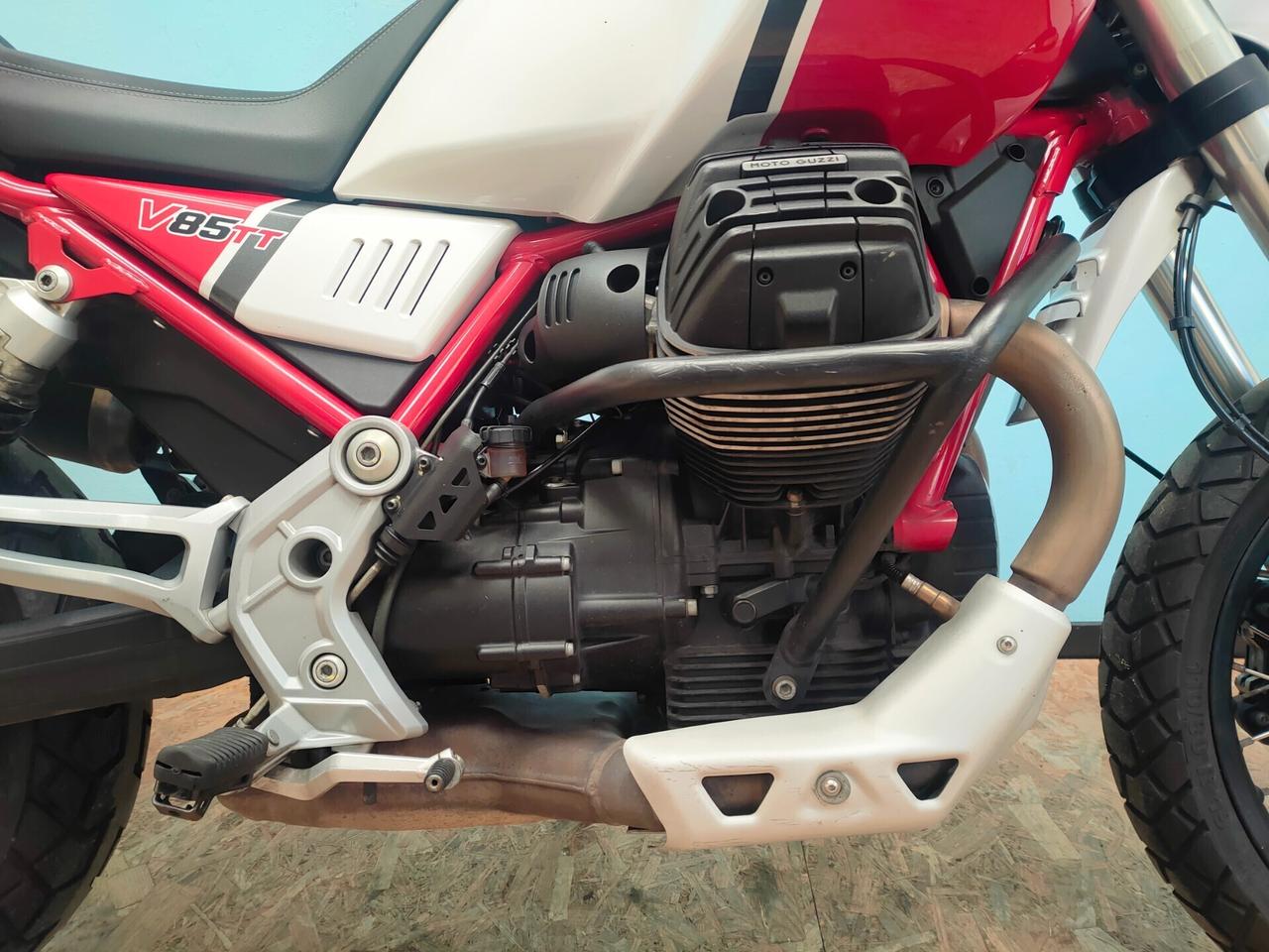 Moto Guzzi V85 TT Garantita e Finanziabile