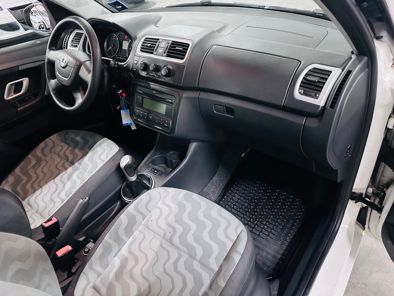 Skoda Roomster 1.2 GPL 86CV Style