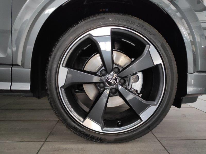 AUDI Q2 - Q2 35 TFSI S tronic Identity Black