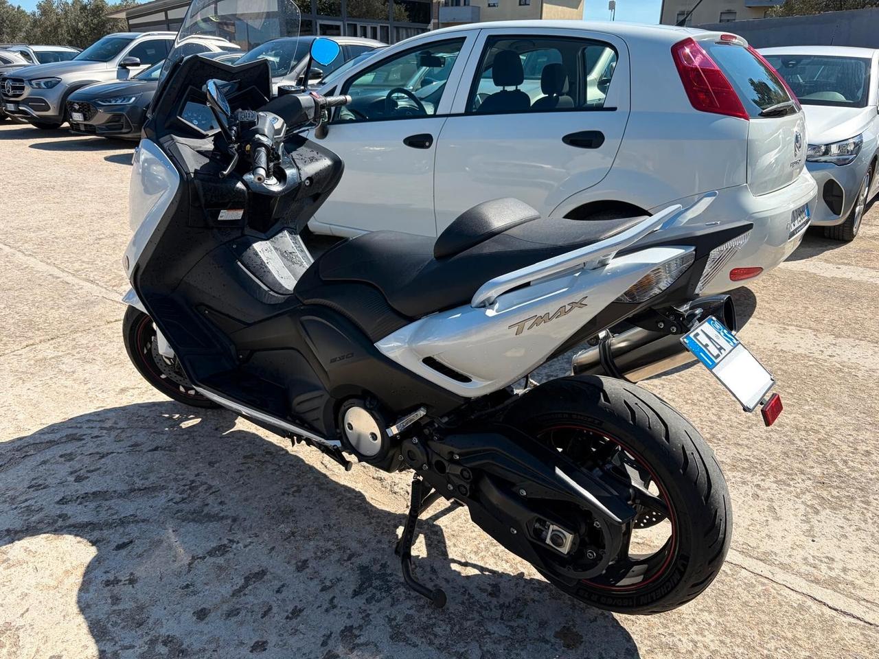 Yamaha T Max 530