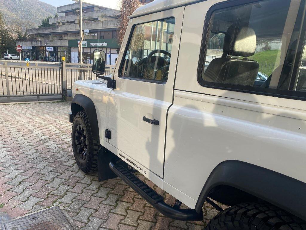 LAND ROVER Defender 90 2.2 TD4 Station Wagon n1