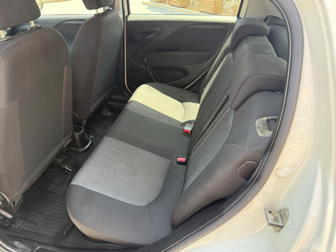 Fiat Punto 1.3 MJT II 75 CV 5 porte Lounge