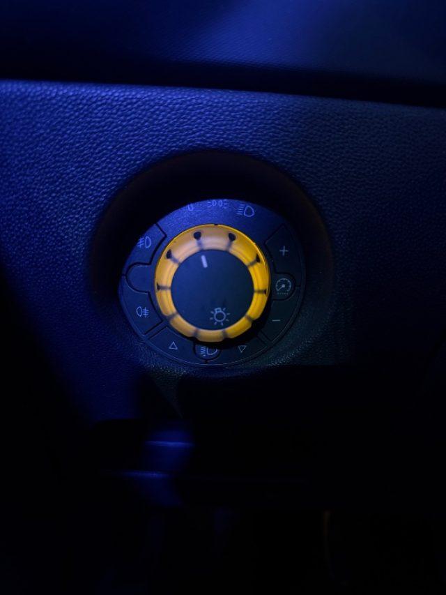 OPEL Corsa 1.2 5 P. Cosmo