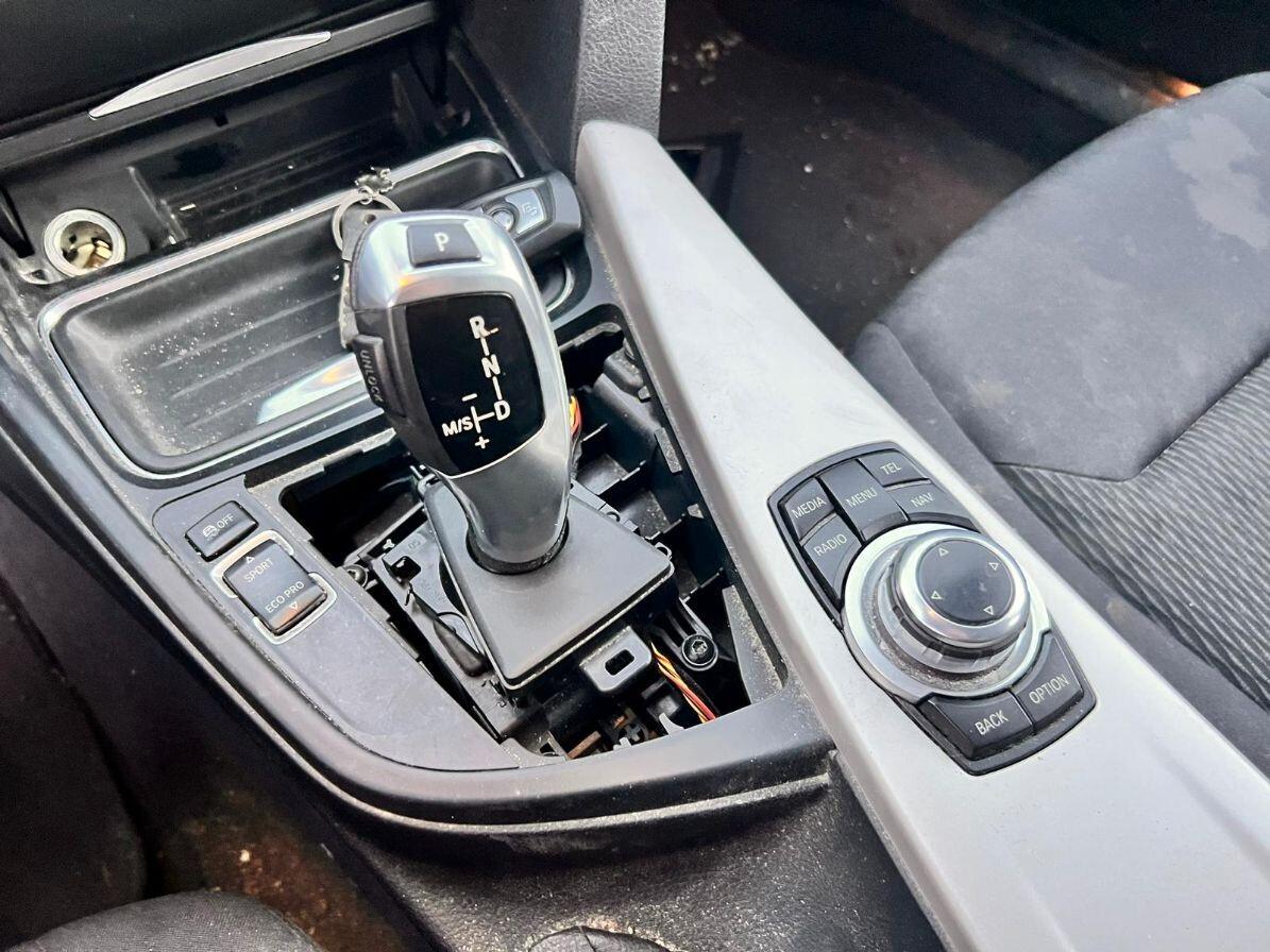 Bmw 316 316d Touring Sport LEGGI