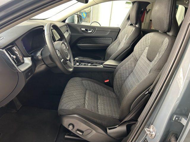 VOLVO XC60 B4 (d) AWD automatico Core