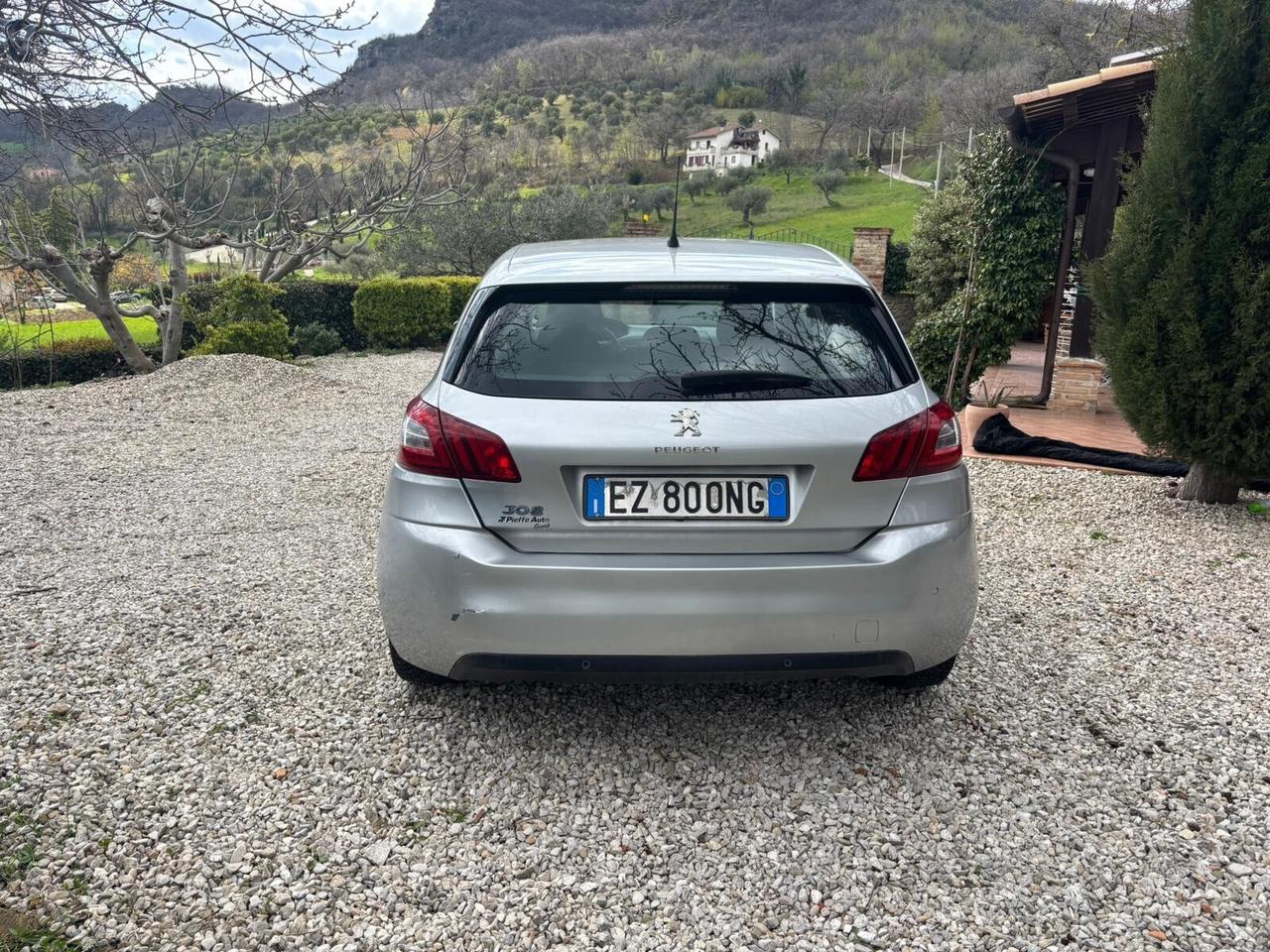 Peugeot 308 1.6 e-HDi 115 CV Stop&Start Business 2015..