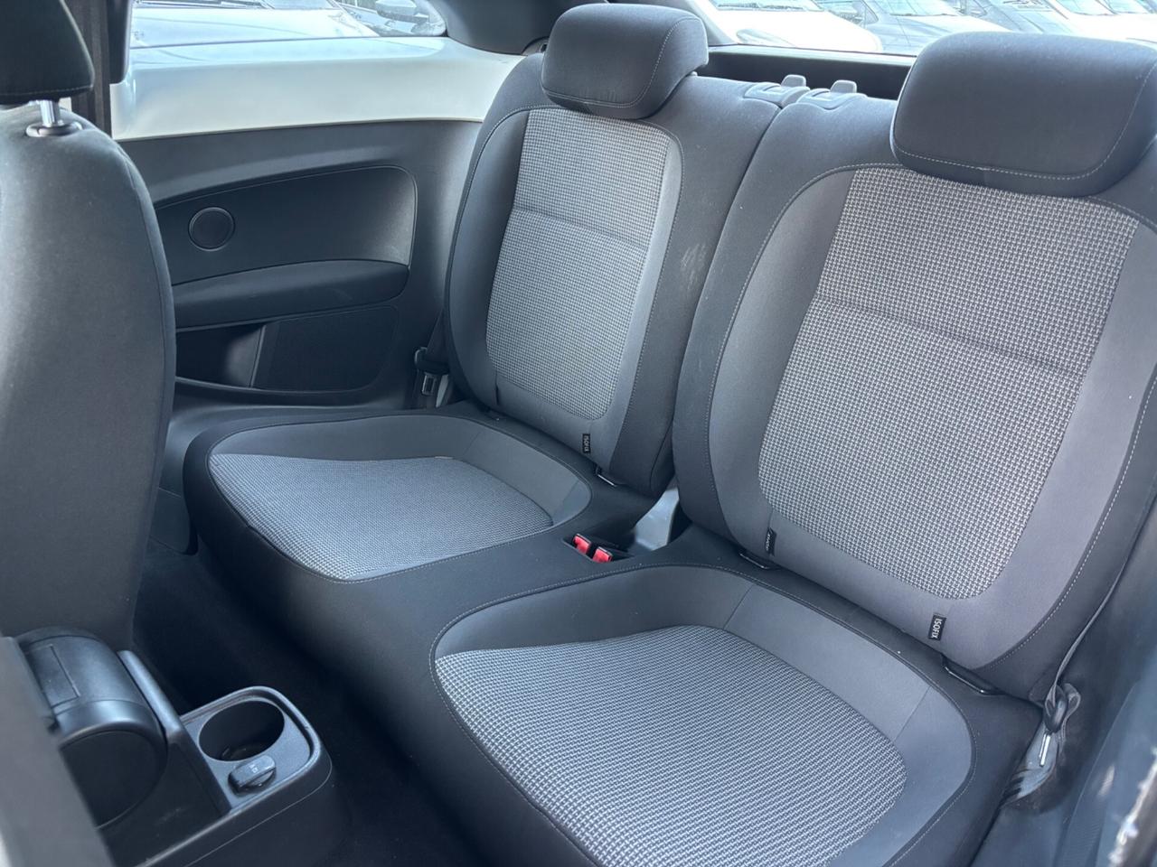 Volkswagen Maggiolino 2.0 TDI Design OK NEOPATENTATI