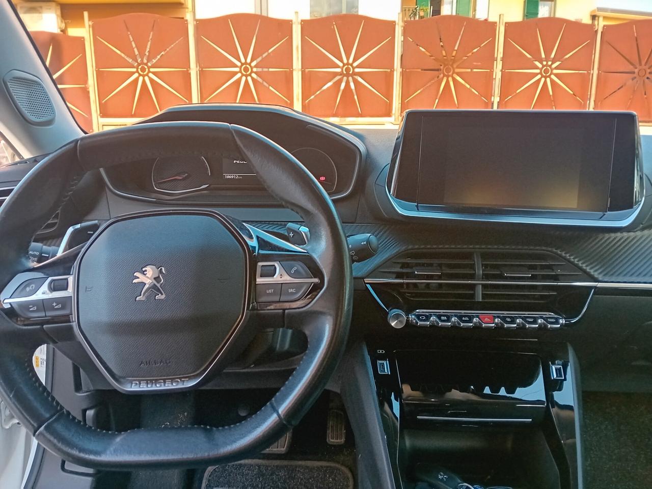 Peugeot 2008 BlueHDi 130 S&S EAT8 GT