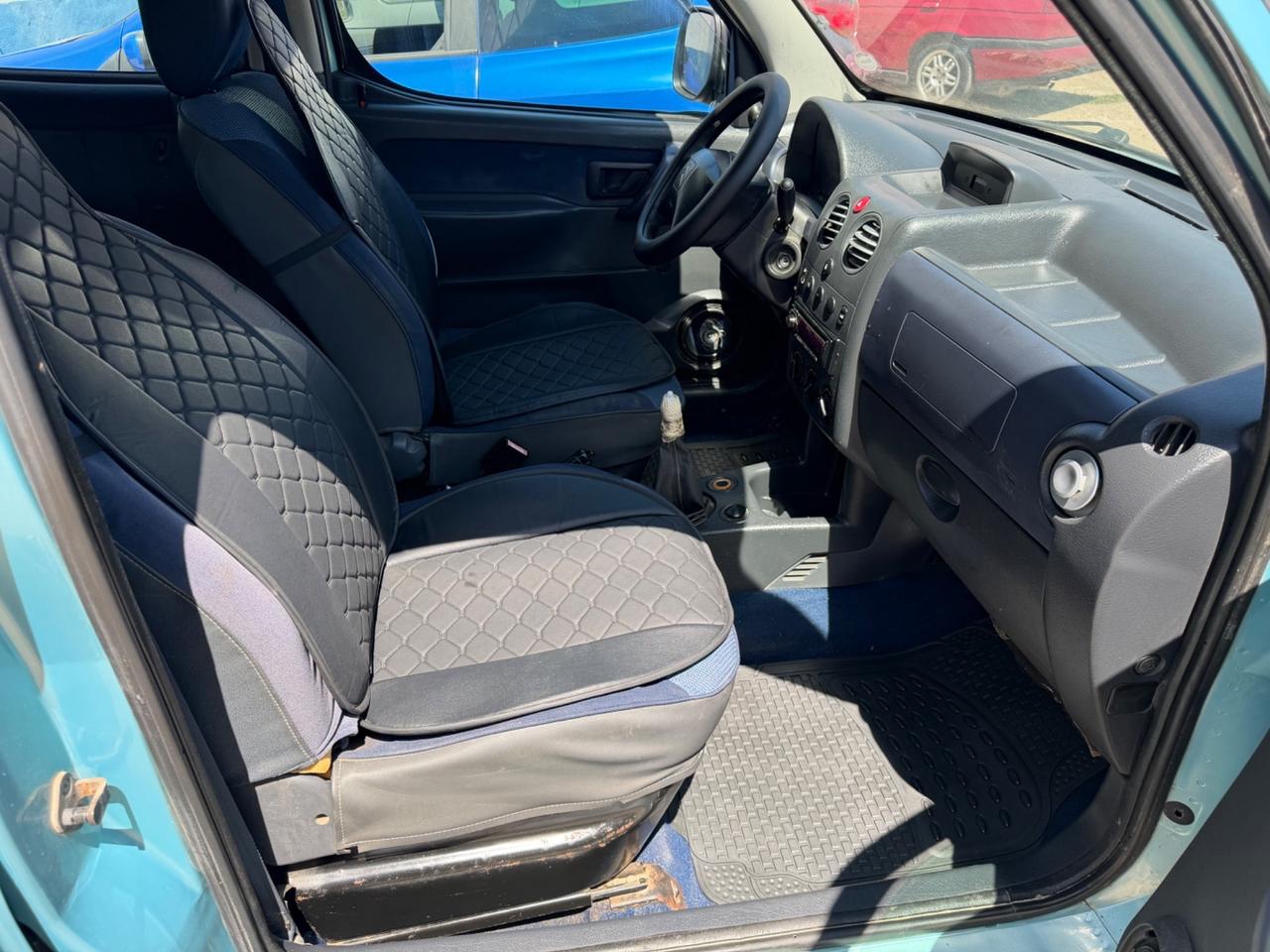 Citroen Berlingo 2.0 HDi 5p. autocarro con posti