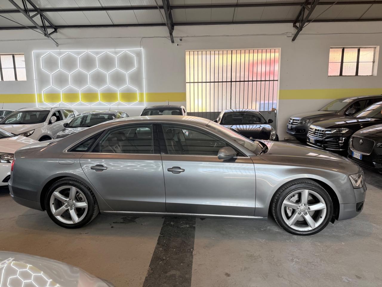 Audi A8 L 3.0 TDI 250 CV quattro tiptronic