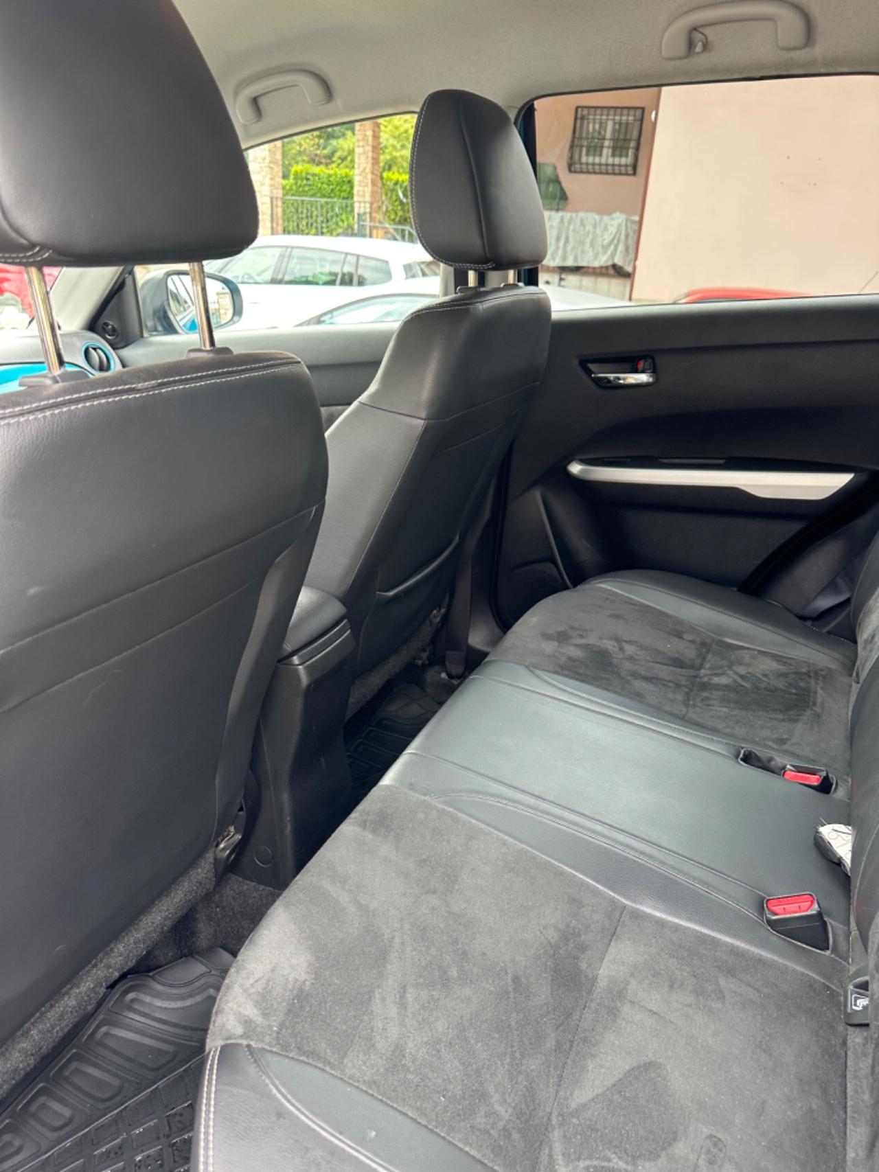 Suzuki VITARA 1.6 DDiS 4WD AllGRIP V-TOP EU6B KMCERT