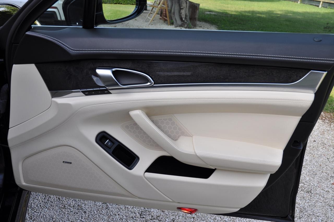 Porsche Panamera 4.8 Turbo S