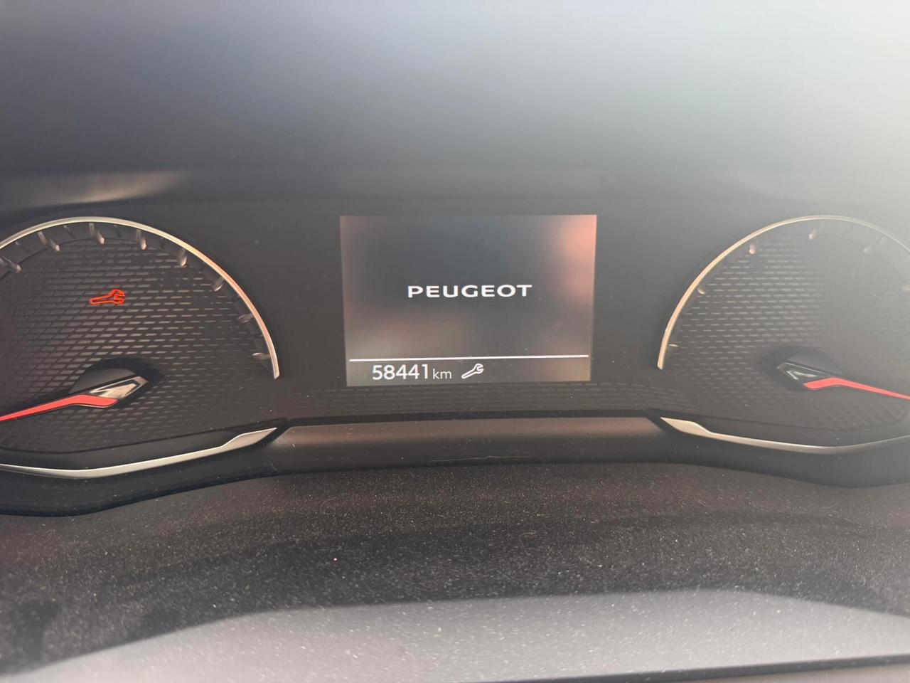 Peugeot 208 sinistrato - 2021