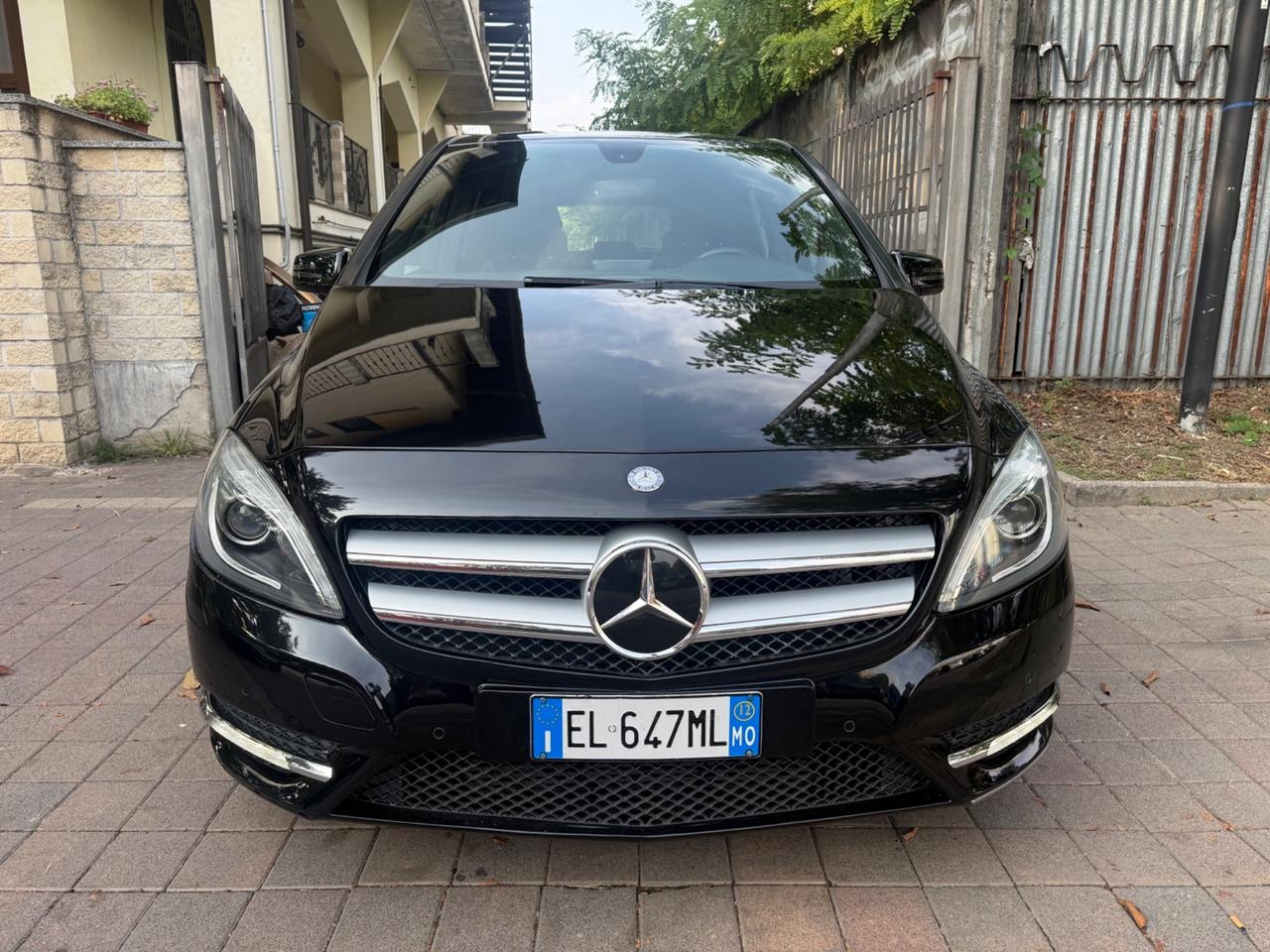 Mercedes-benz B 180 BlueEFFICIENCY Premium