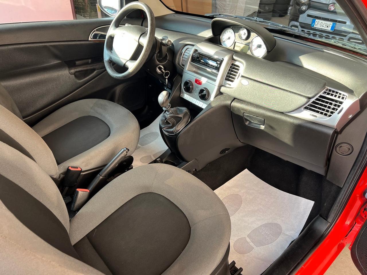 Lancia Ypsilon 1.2 Oro