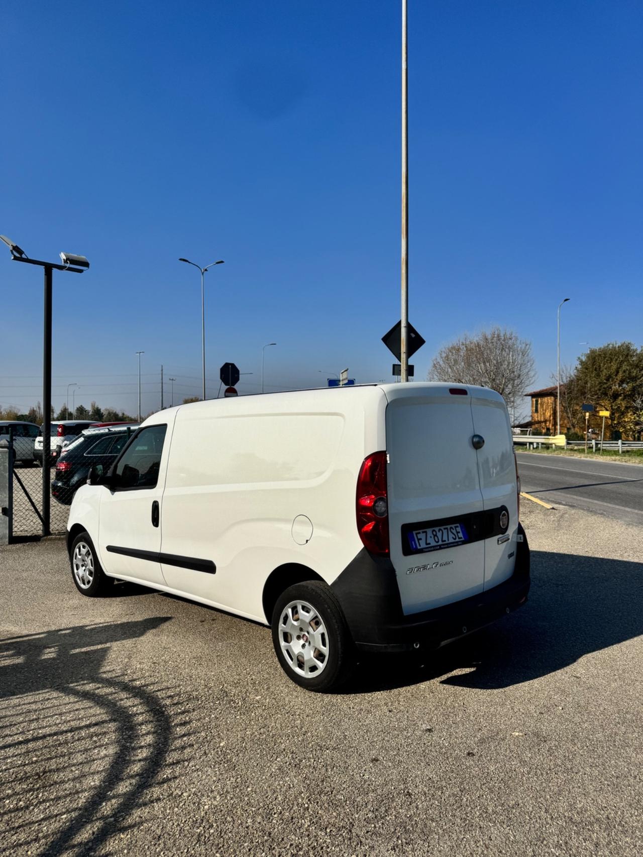 Fiat Doblo Doblò 1.4 T-Jet Natural Power PL-TN Cargo Maxi Lamierato